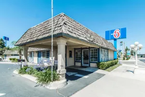 Image of Motel 6-Kingsburg, CA