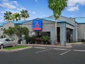 Image of Studio 6 Pensacola, FL - West I-10