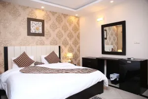Image of Safari Club 3 Bahria Town