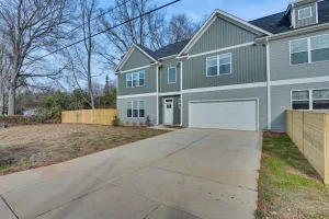 Image of Charming Charlotte Townhome: 6 Mi to Downtown!