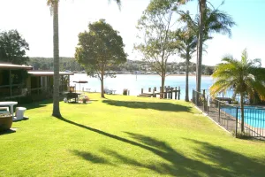 Image of Lake Edge Apartments