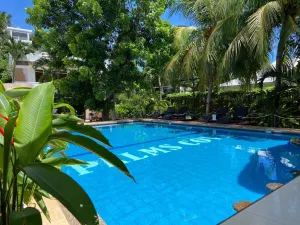 Image of Palms Cove Resort