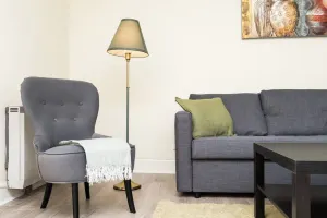 Image of 2 Bed Flat-Ground Floor-Parking