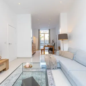 Image of Huswell - Stylish duplex apartment in town house