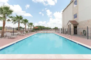 Image of Microtel Inn and Suites Eagle Pass