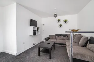Image of Leicester - Apartment - Sleeps 6 - 97WS