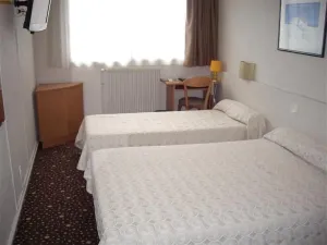 Image of Hotel Ours Blanc - Place Victor Hugo