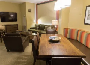 Image of Updated Studio w Full Kitchen Spacious Living Room