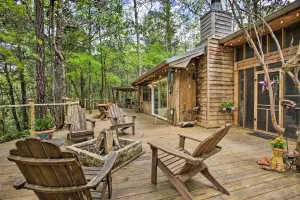Image of Enchanting Whitney Cabin with Beach and Creek!