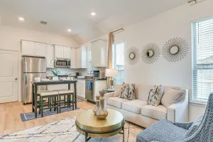 Image of Rosenberg Apartment, 10 Mi to Smithers Lake