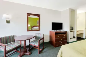 Image of Super 8 by Wyndham De Soto