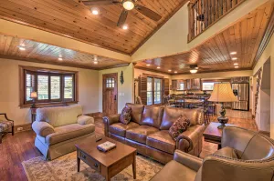 Image of Clarkesville Ranch Cabin with Screened-In Porch!