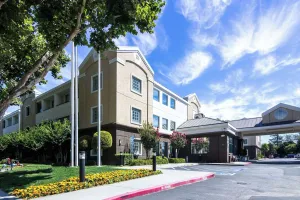 Image of Country Inn & Suites by Radisson, San Jose International Airport, CA