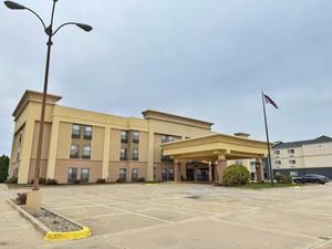 Image of SureStay by Best Western Forsyth Decatur