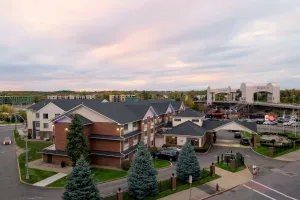 Image of Best Western PLUS Franklin Square Inn
