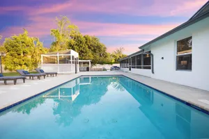 Image of Villa Royale 4 BR Home w Pool & Hot Tub