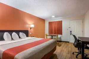 Image of Motel 6-Winnie, TX