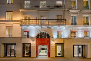Image of NH Collection Paris Ponthieu Champs-Élysées