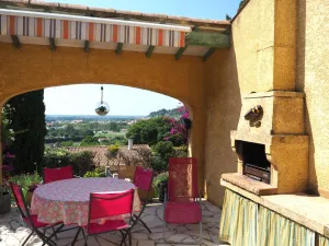 Image of Holiday cottage with private terrace, Bellegarde