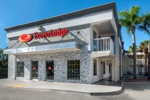 Image of Econo Lodge Airport - RJ Stadium