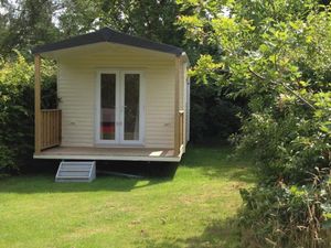 Image of Designed Chalet with dishwasher, near water