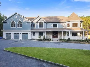 Image of The President Mansion Luxurious 7BR Family Retreat