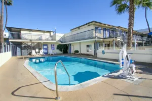Image of Motel 6 San Diego, CA Airport Harbor