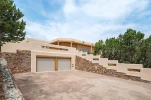 Image of Cielo Lindo - Secluded Southwestern Retreat Within Minutes of Downtown
