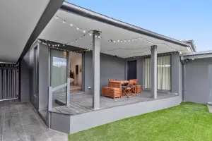 Image of Stunning Studio Apartment Near Public Transport