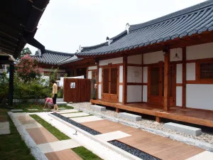 Image of Sarangroo