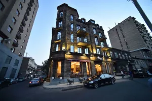 Image of Boulevard Hotel