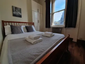 Image of Victorian House 2 Bed 2 Bath Next to Barbican Tube