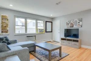 Image of Chicago Vacation Rental Condo: 11 Mi to Downtown