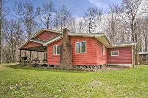 Image of Rustic and Modern Russell Cabin with Grill and Deck
