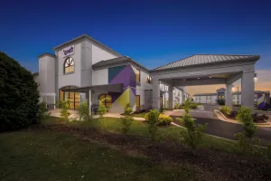 Image of Spark by Hilton Spring Lake Fayetteville