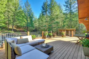 Image of Luxe Cabin in the Woods Walk to Lake!