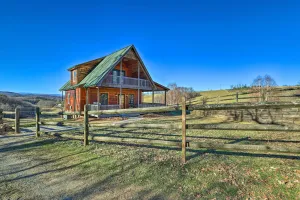 Image of Decks and Panoramic Views Rustic Sparta Cabin