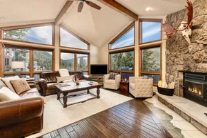 Image of Alpenglow Vacation Home at Windcliff home