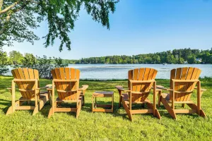 Image of Waterfront Cottage in Summer Village w/ Grill