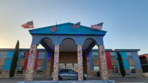 Image of B&J HOTEL AND APARTMENTS