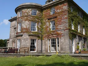 Image of Shaw Hill Hotel Golf And Country Club