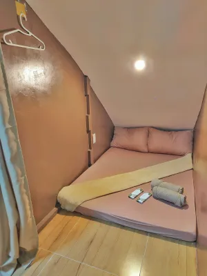 Image of Mactan Airport HOSTEL at Aashvi Cozy Cabin