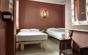 Image of Twins Hotel