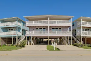 Image of Bay-View La Porte Home Rental Steps to Beach!