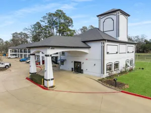 Image of Super 8 By Wyndham Mansfield La