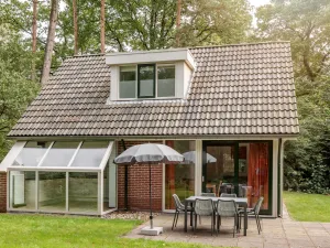 Image of Detached Bungalow With Dishwasher, Next to a Nature Reserve