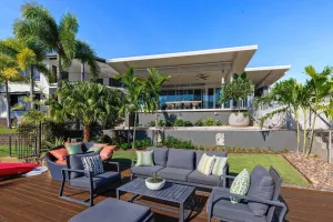 Image of Water-front Paradise Pool - BBQ - Balcony Dining