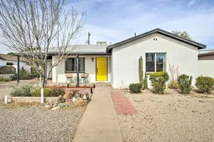 Image of Lovely Tucson Home about Walk to Reid Park Zoo!