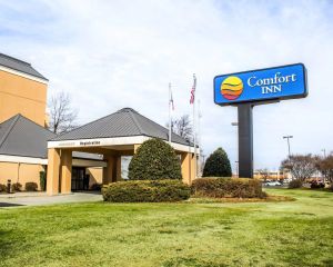 Image of Comfort Inn Fayetteville West Near Fort Liberty