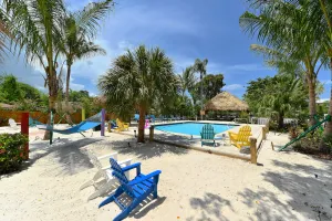 Image of Siesta Key Palms Resort